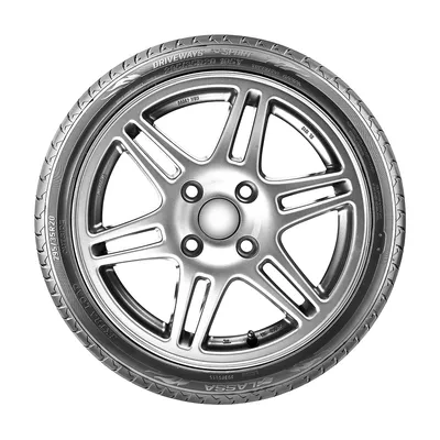 Lassa Driveways 215/45R16 90V XL