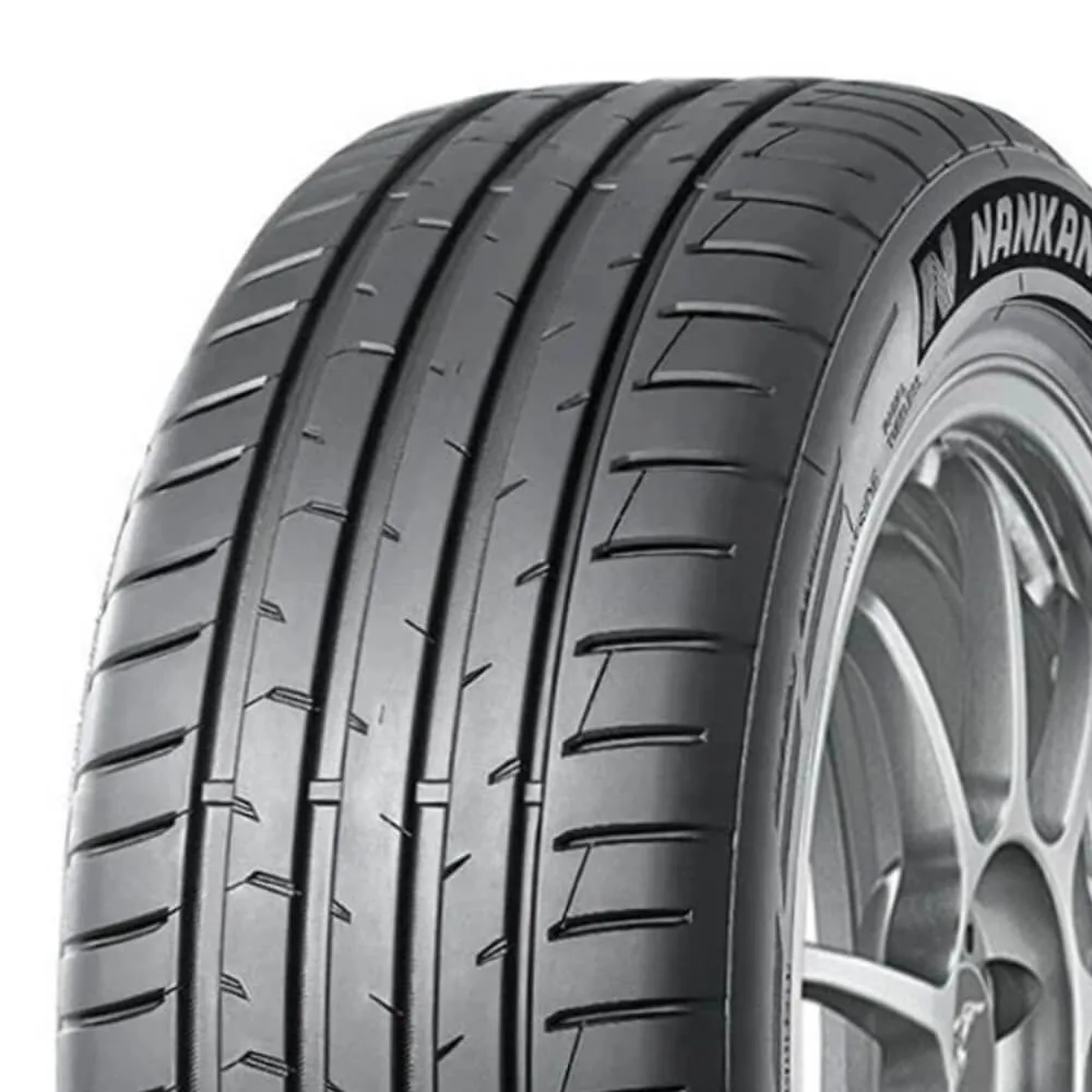 Accelera Iota ST-68 275/35ZR22 104Y XL